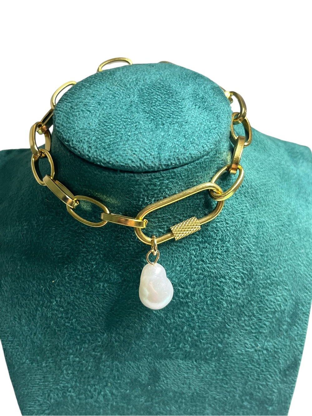 Stainless Gold tone Chain Charm Bracelet with Faux Baroque Pearl charm
